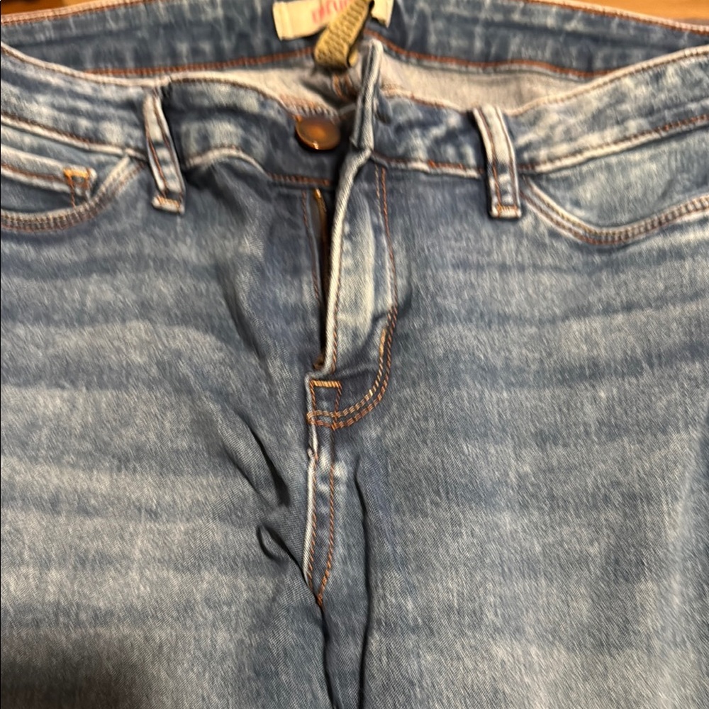 Refuge Blue Skinny Jeans with Subtle Fading